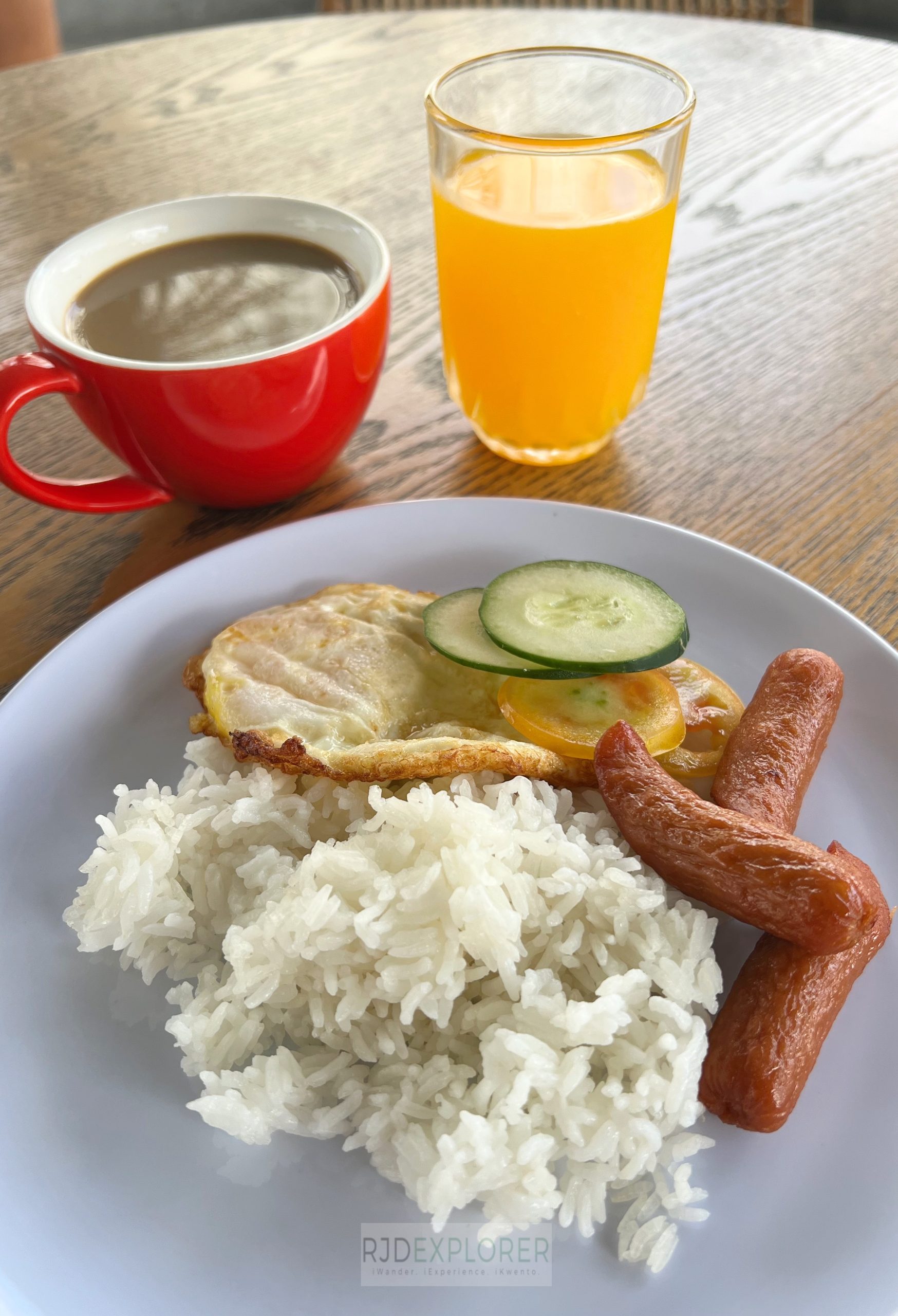abraham manila free breakfast