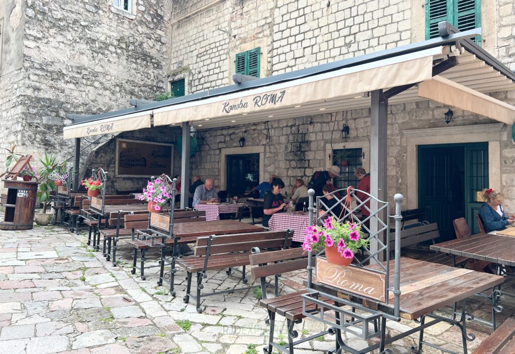 where to eat in kotor konoba roma