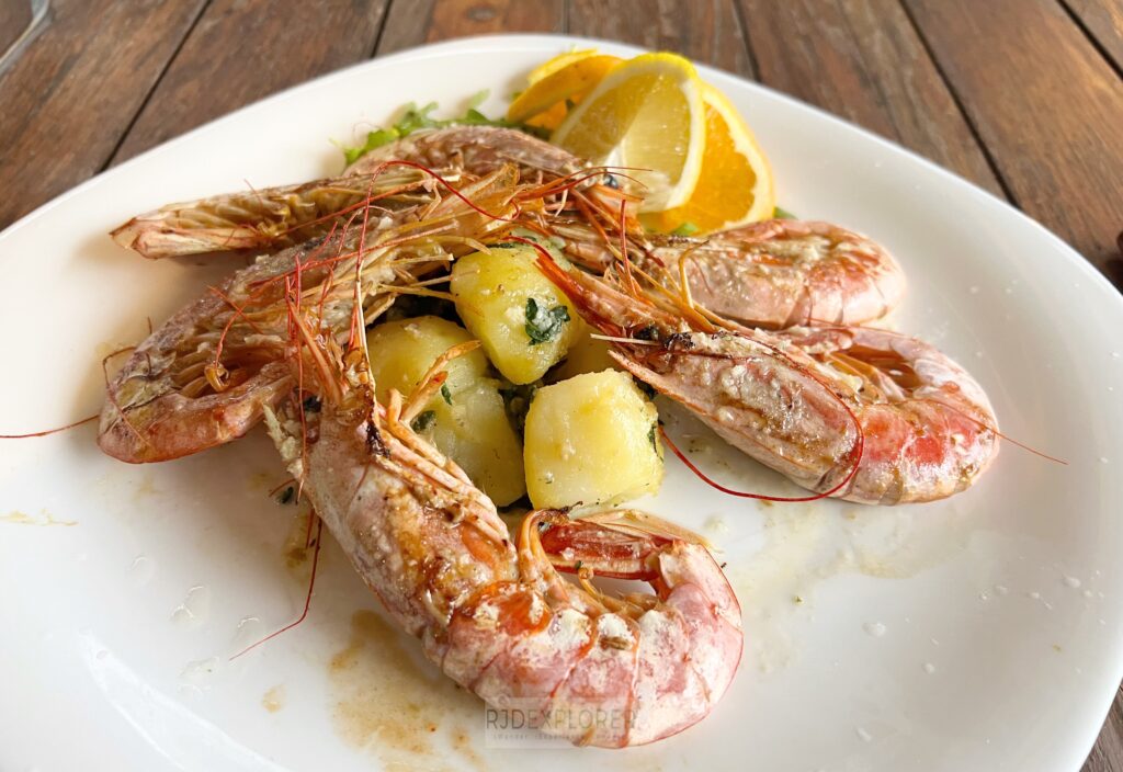 where to eat in kotor little bay restaurant