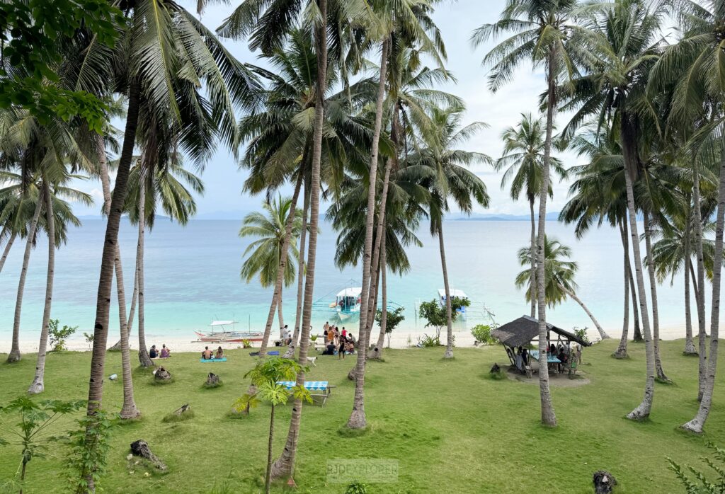 island hopping in the philippines