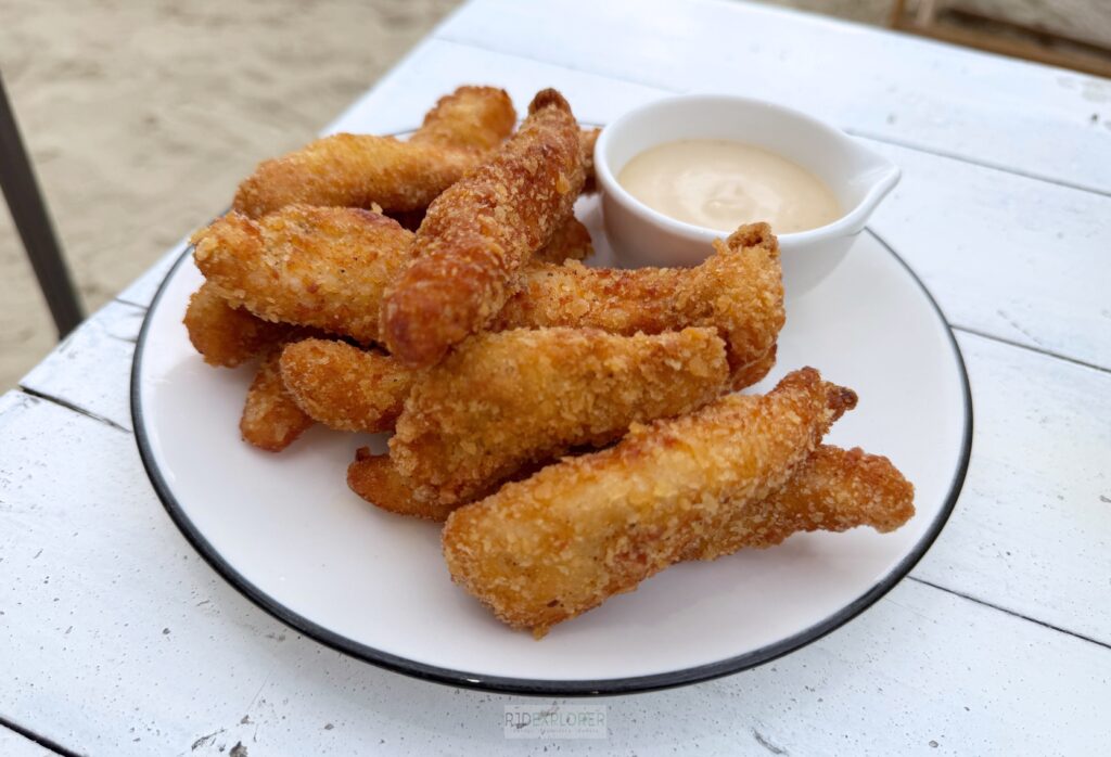 oastic chicken fingers