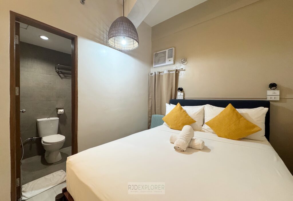 barco el nido hotel room experience