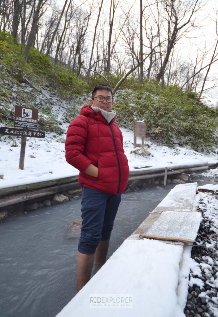 Oyunuma River Footbath noboribetsu day trip from sapporo winter travel guide